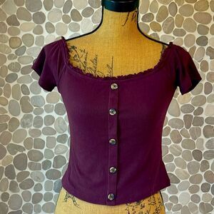 Aeropostale short sleeve maroon top– size large